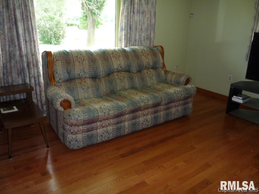 3204 Bissell Road Springfield, IL 62707 - Photo 3 of 25