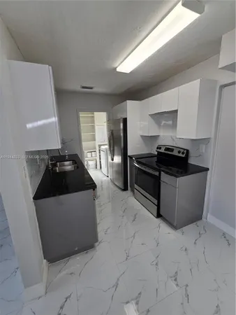 $2,900 | 1320 Northeast 211th Terrace, Miami, FL 33179