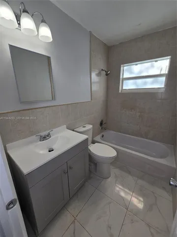 $3,200 | 1320 Northeast 211th Terrace, Miami, FL 33179