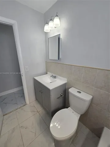 $3,200 | 1320 Northeast 211th Terrace, Miami, FL 33179