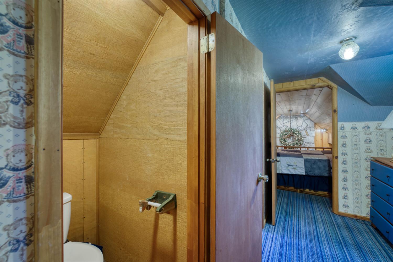 61504 Huntington Lake Road, Unit 6 Mono Hot Springs, CA 93642 - Photo 33 of 49