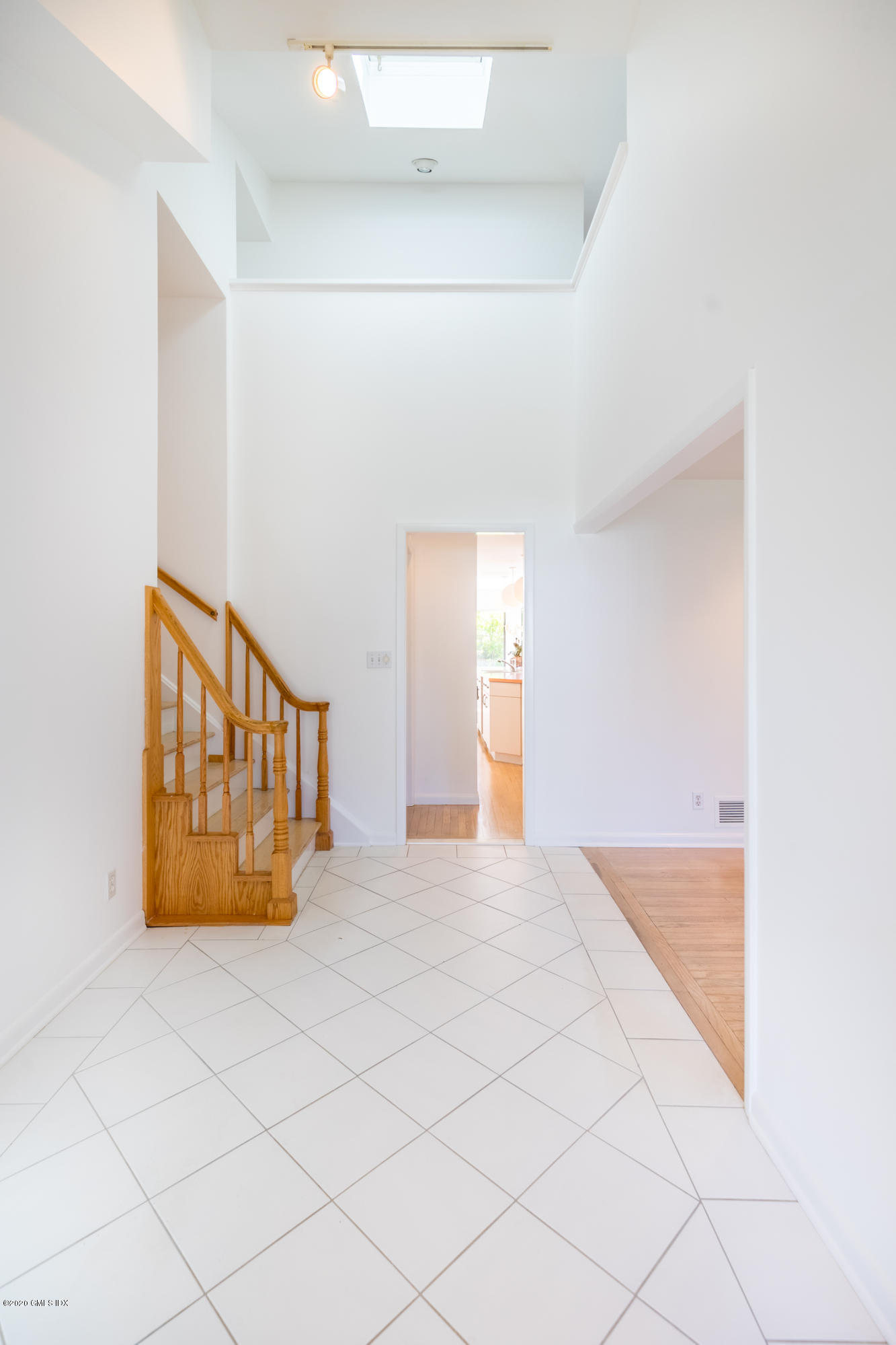 43 Druid Lane Riverside, CT 06878 - Photo 8 of 23 a view of an empty room and window