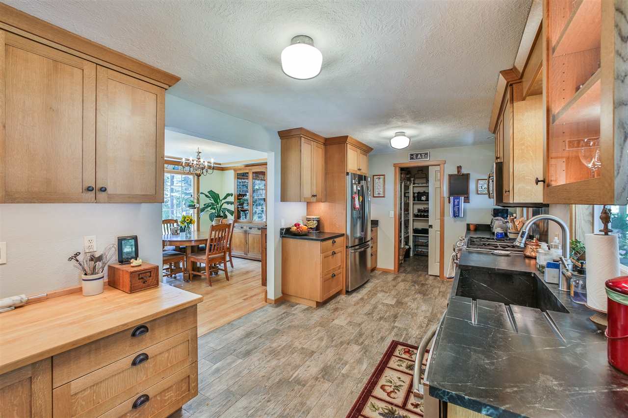 42413 North Division Road Deer Park, WA 99006 - Photo 8 of 20 Gallery Image 8