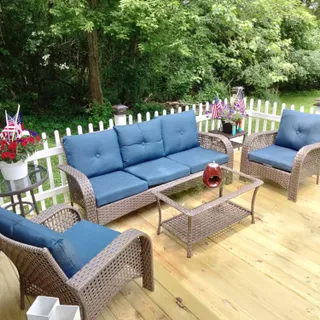 $248,000 | N44W28076 Capitol Drive, Delafield, WI 53072