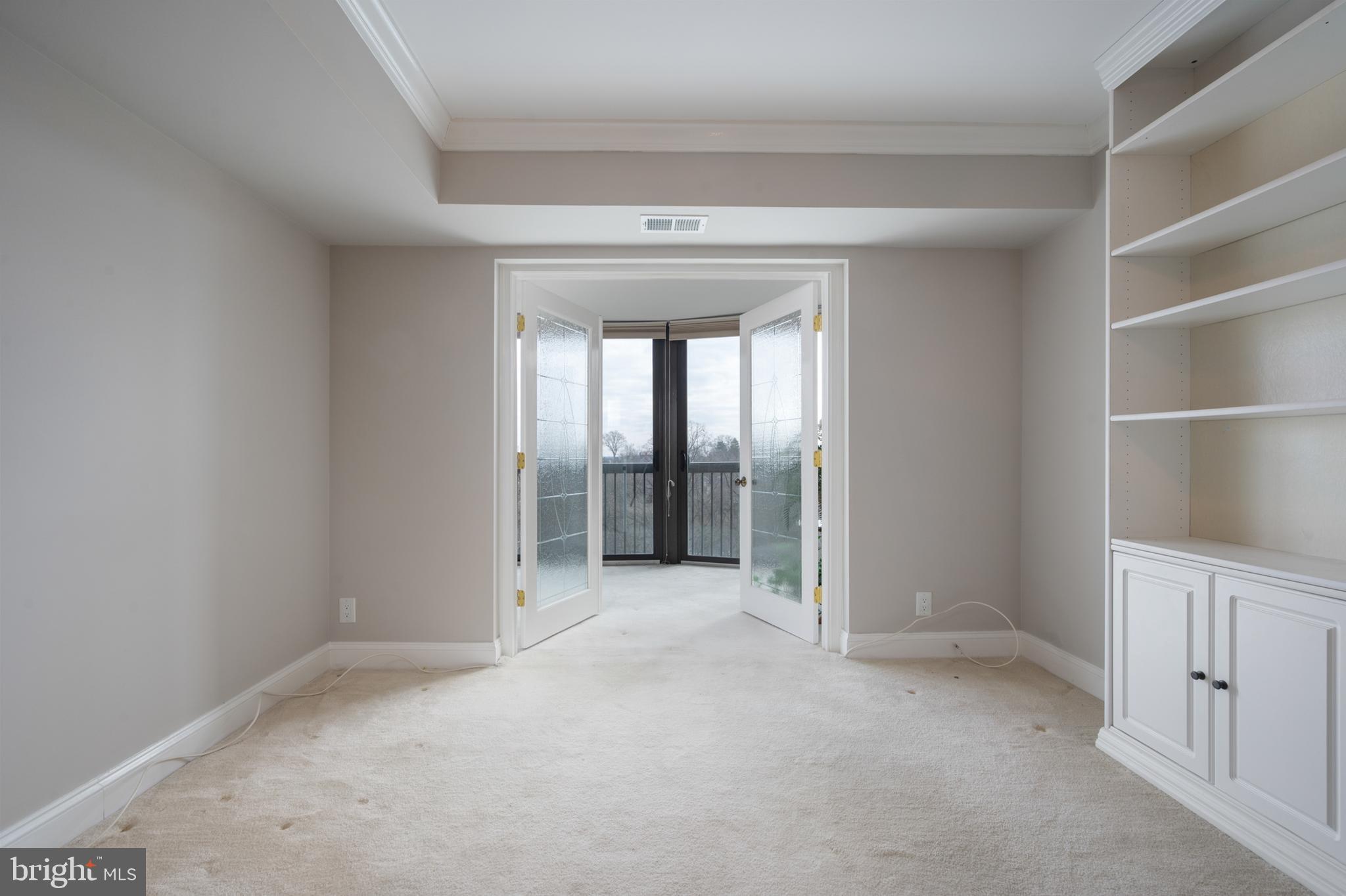 5904 Mt Eagle Drive, Unit 504 Alexandria, VA 22303 - Photo 23 of 50