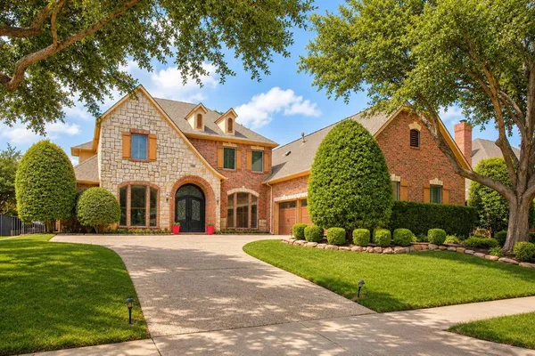 $1,195,000 | 6805 Columbine Way, Plano, TX 75093