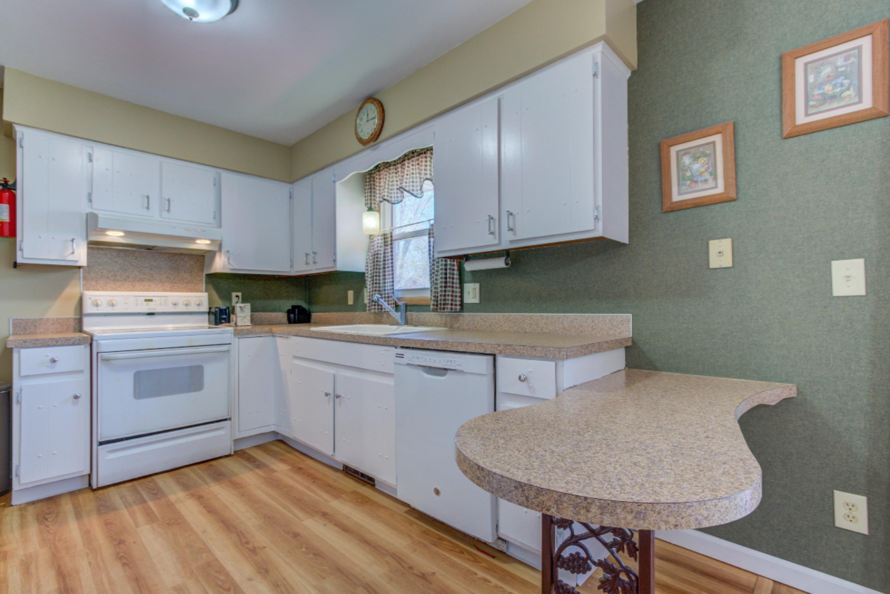 1474 Woodside Road Muskegon, MI 49441 - Photo 18 of 45 Kitchen 1
