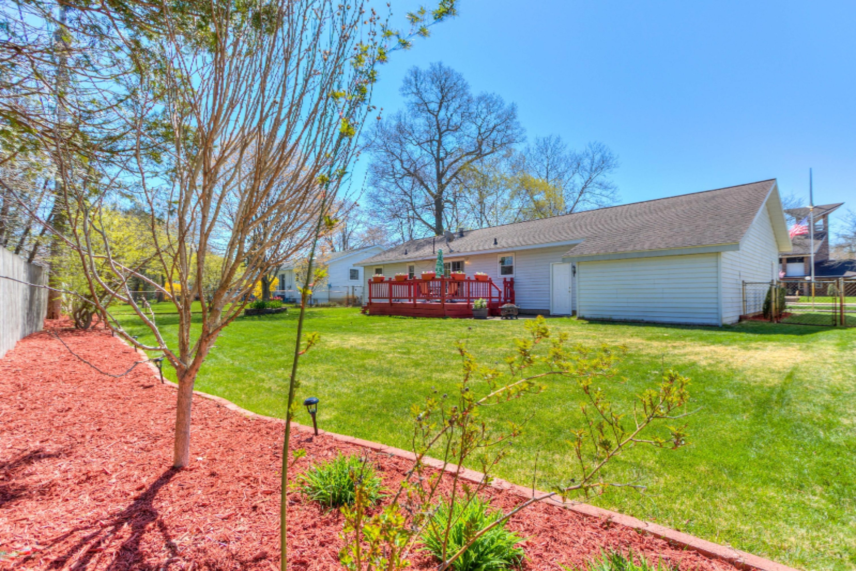 1474 Woodside Road Muskegon, MI 49441 - Photo 40 of 45 Backyard 1