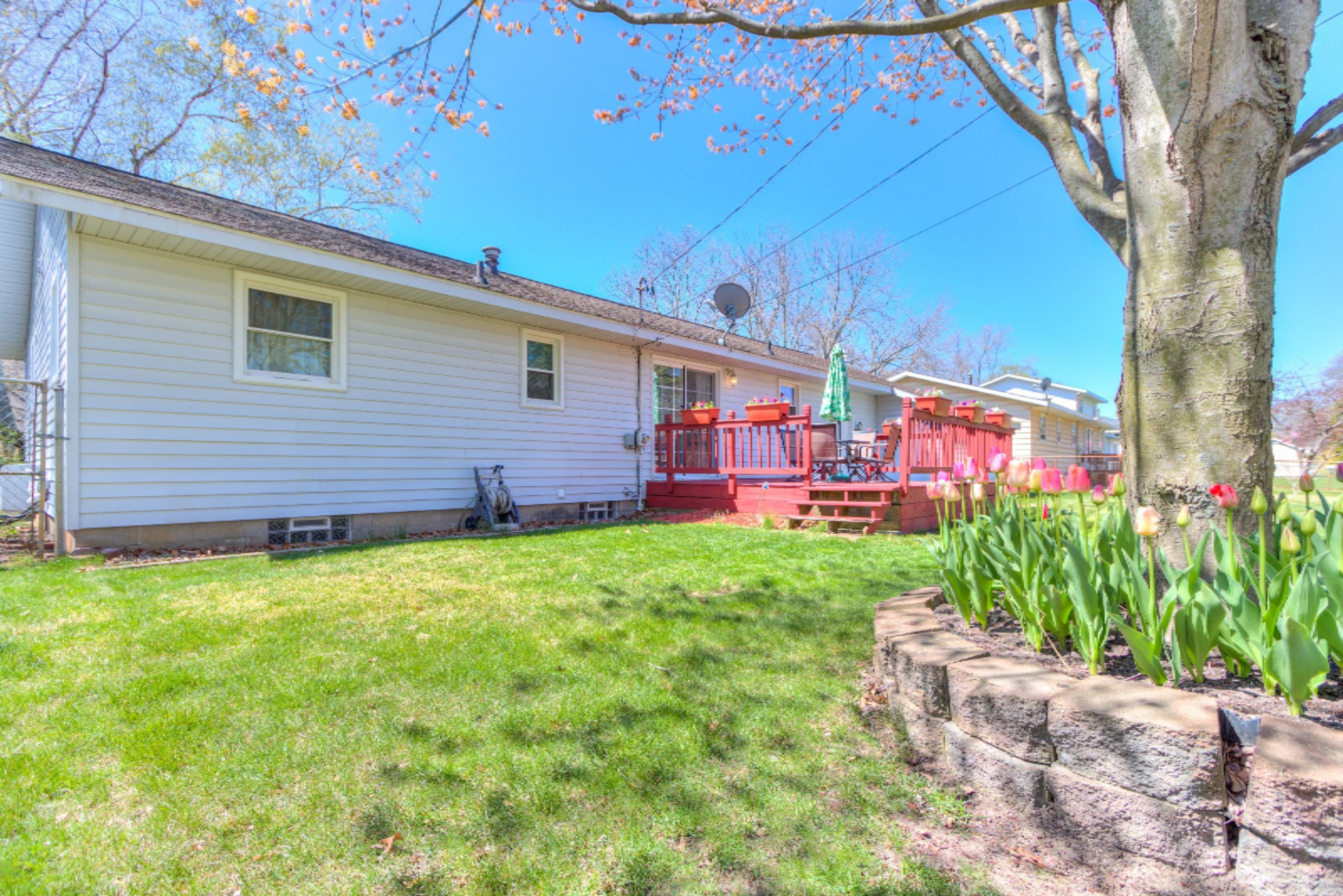 1474 Woodside Road Muskegon, MI 49441 - Photo 42 of 45 Backyard 4