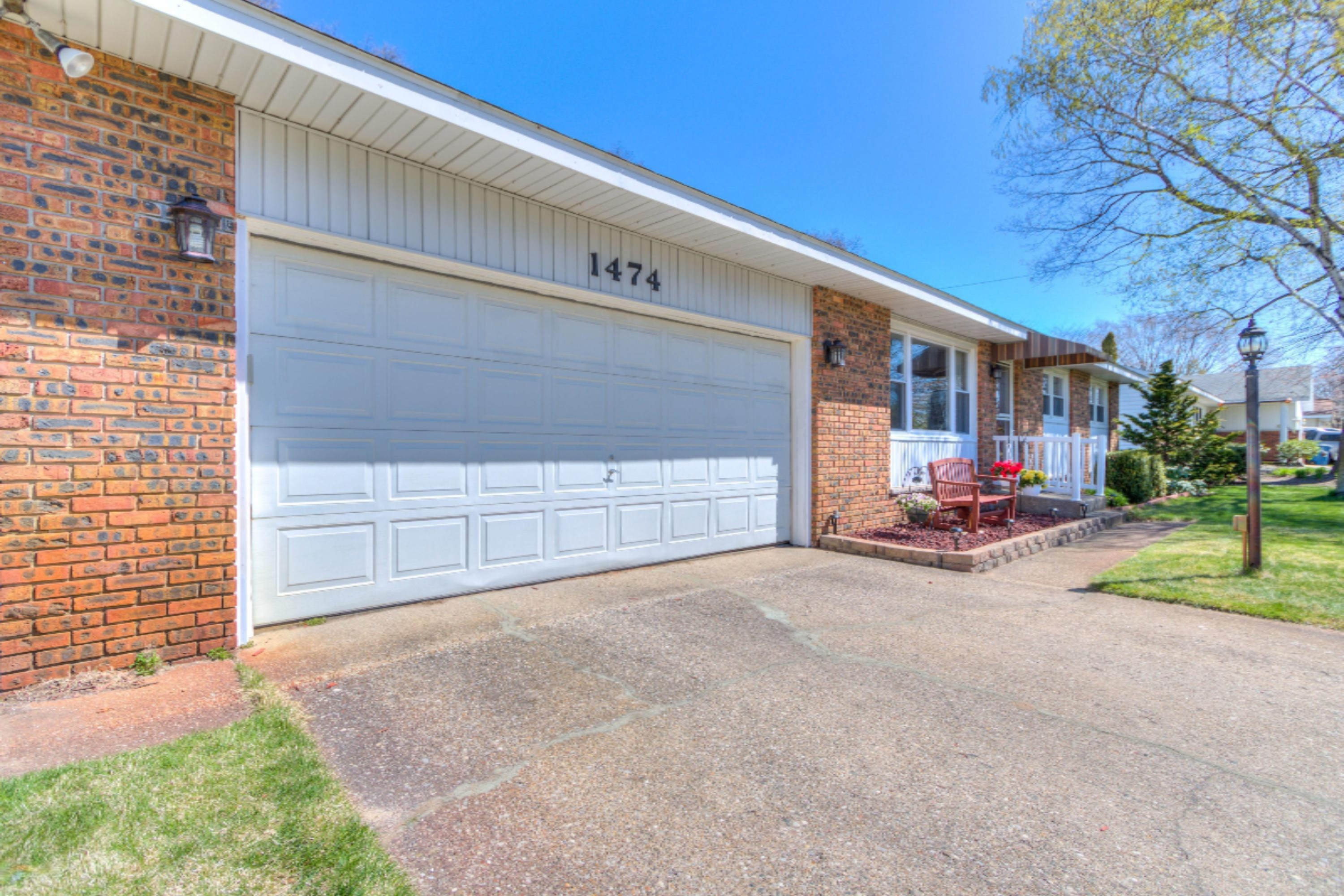 1474 Woodside Road Muskegon, MI 49441 - Photo 6 of 45 Front of House 7
