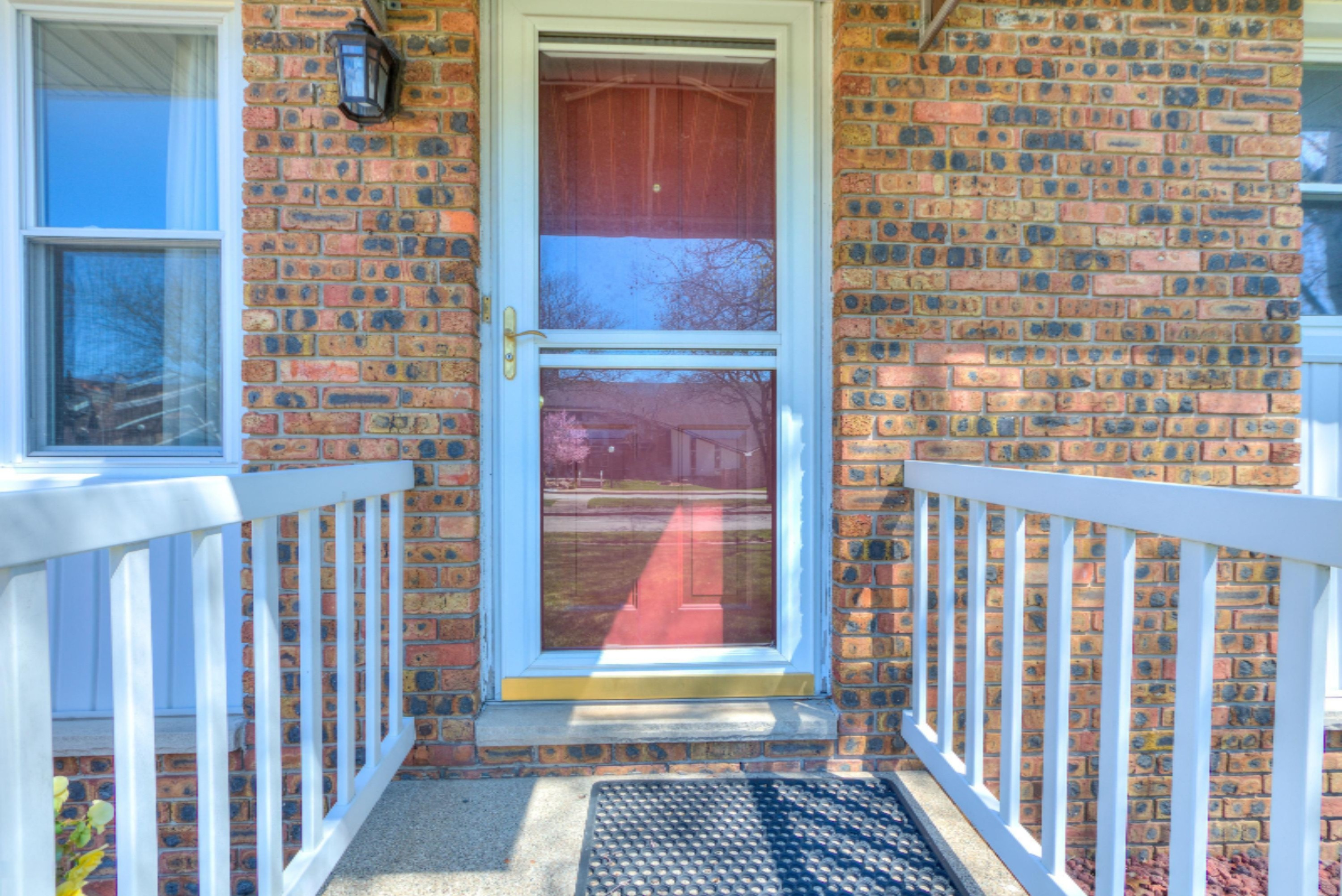 1474 Woodside Road Muskegon, MI 49441 - Photo 7 of 45 Front Door 5