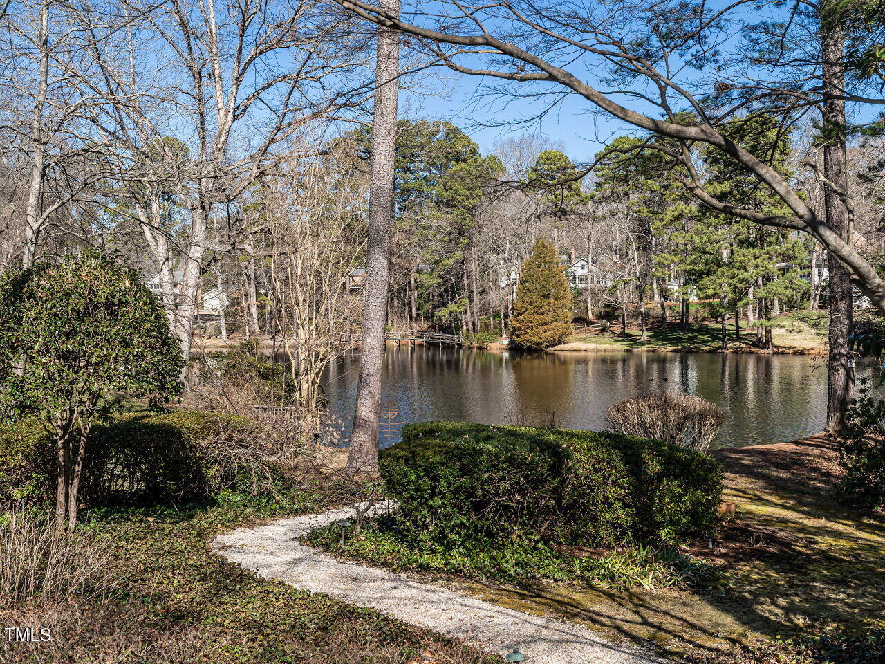 3206 Sussex Road Raleigh, NC 27612 - Photo 46 of 51 046-1280x960-backyard
