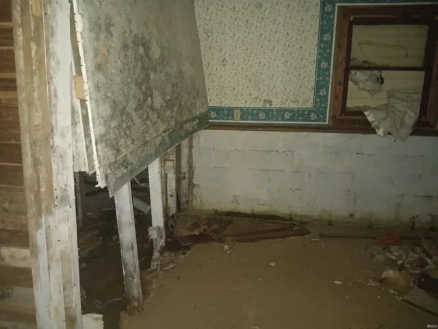 $79,000 | 7751 Bullerdick Road, Poland, IN 47868