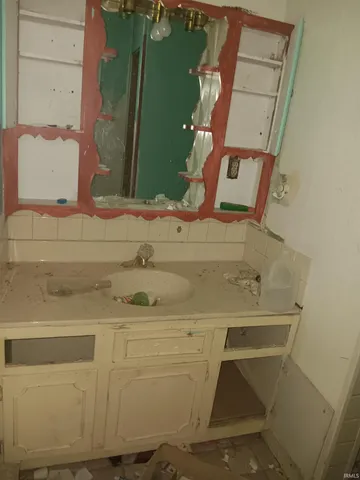 $79,000 | 7751 Bullerdick Road, Poland, IN 47868