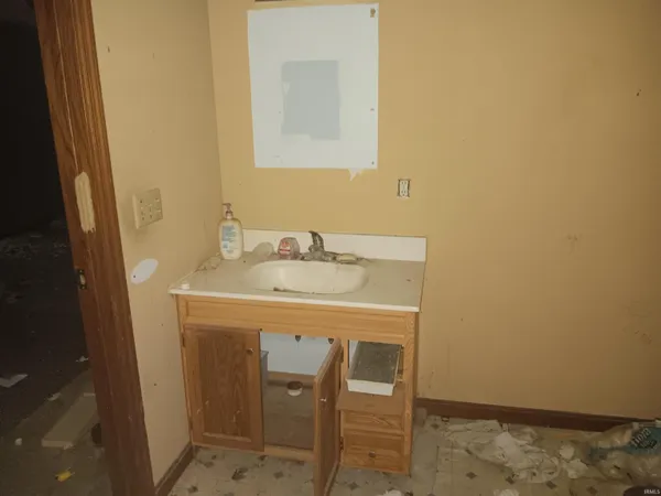 $79,000 | 7751 Bullerdick Road, Poland, IN 47868