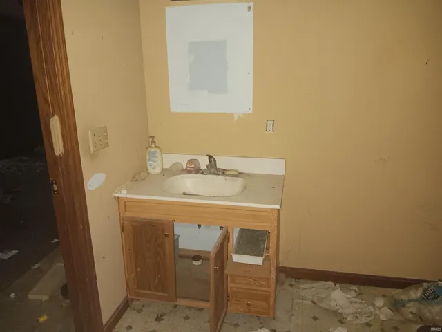 $79,000 | 7751 Bullerdick Road, Poland, IN 47868