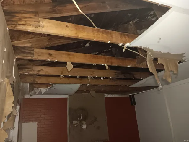 $79,000 | 7751 Bullerdick Road, Poland, IN 47868