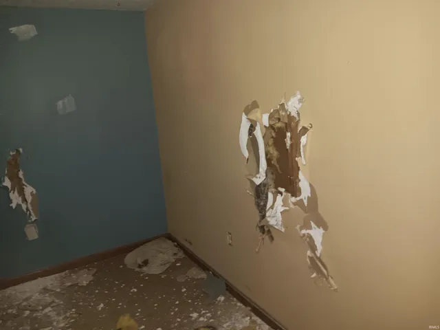 $79,000 | 7751 Bullerdick Road, Poland, IN 47868