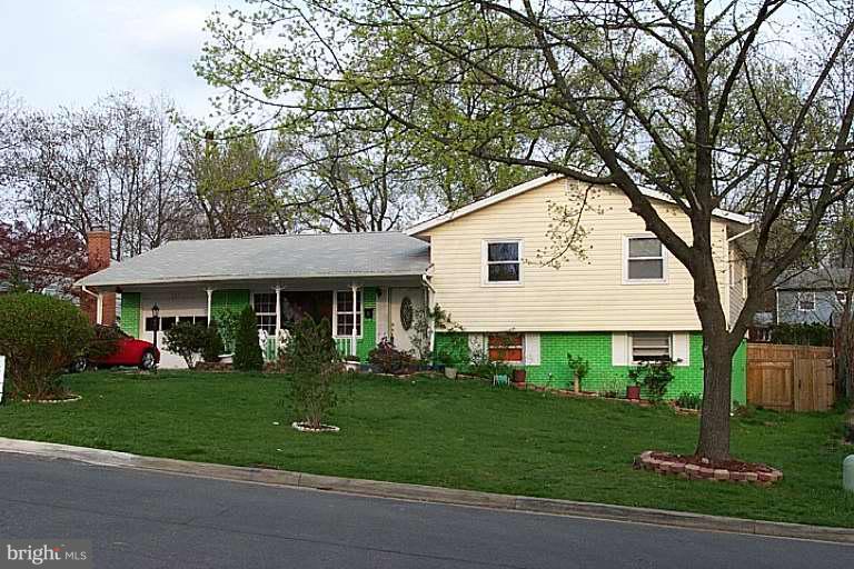 104 North Sycamore Road Sterling, VA 20164 - Photo 1 of 1 Exterior (Main)