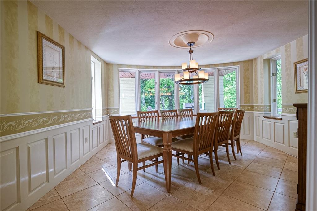 331 Jacks Run Road Pittsburgh, PA 15202 - Photo 8 of 25 Gallery Image 8