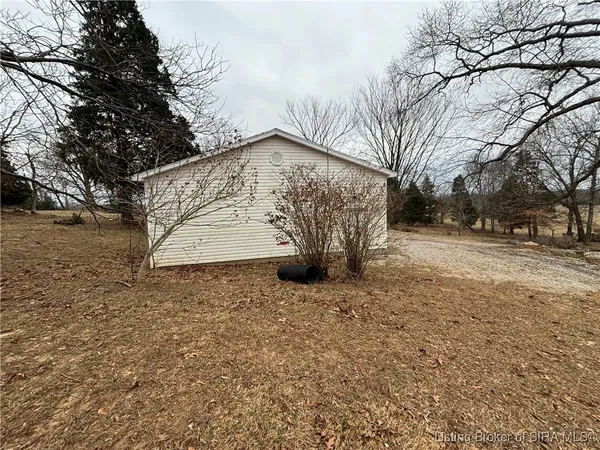 $130,000 | 6730 Rothrock Mill Road Northwest, Depauw, IN 47115