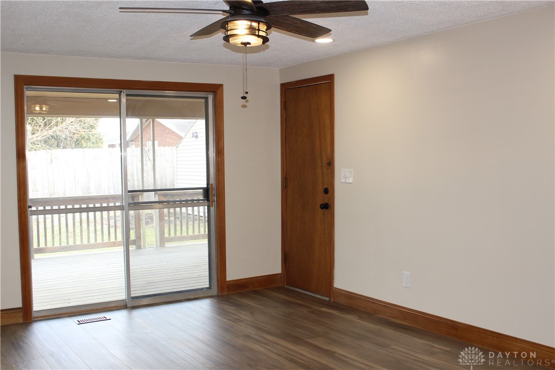6827 Alter Road Dayton, OH 45424 - Photo 16 of 70 Gallery Image 16