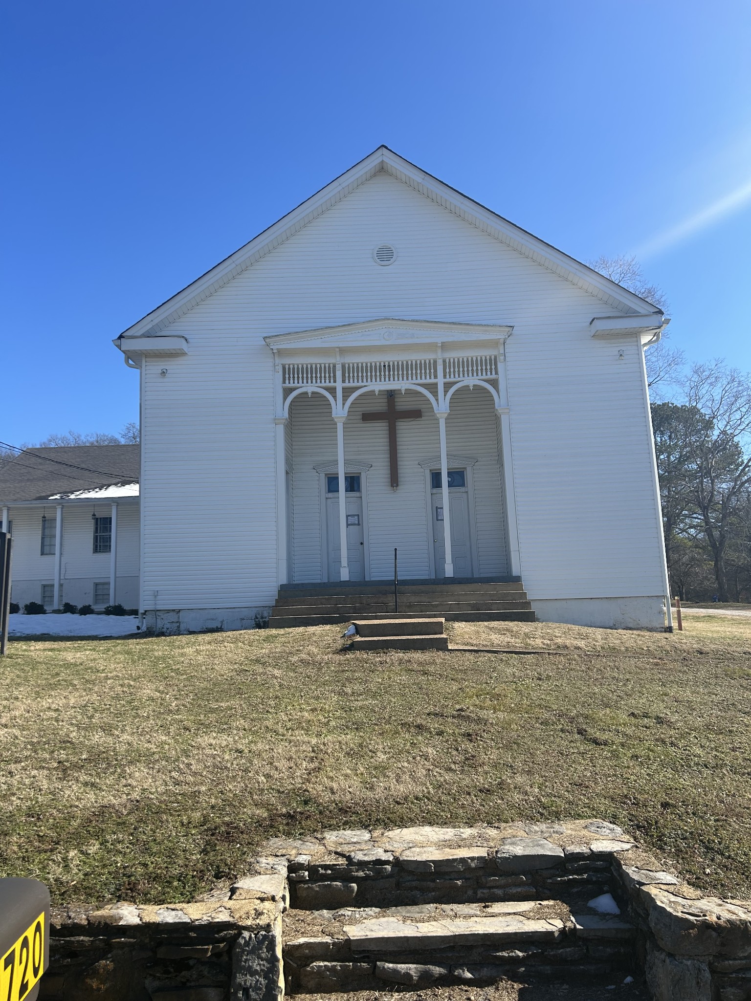 2720 Fly Road Santa Fe, TN 38482 - Photo 2 of 16 a view of a car garage