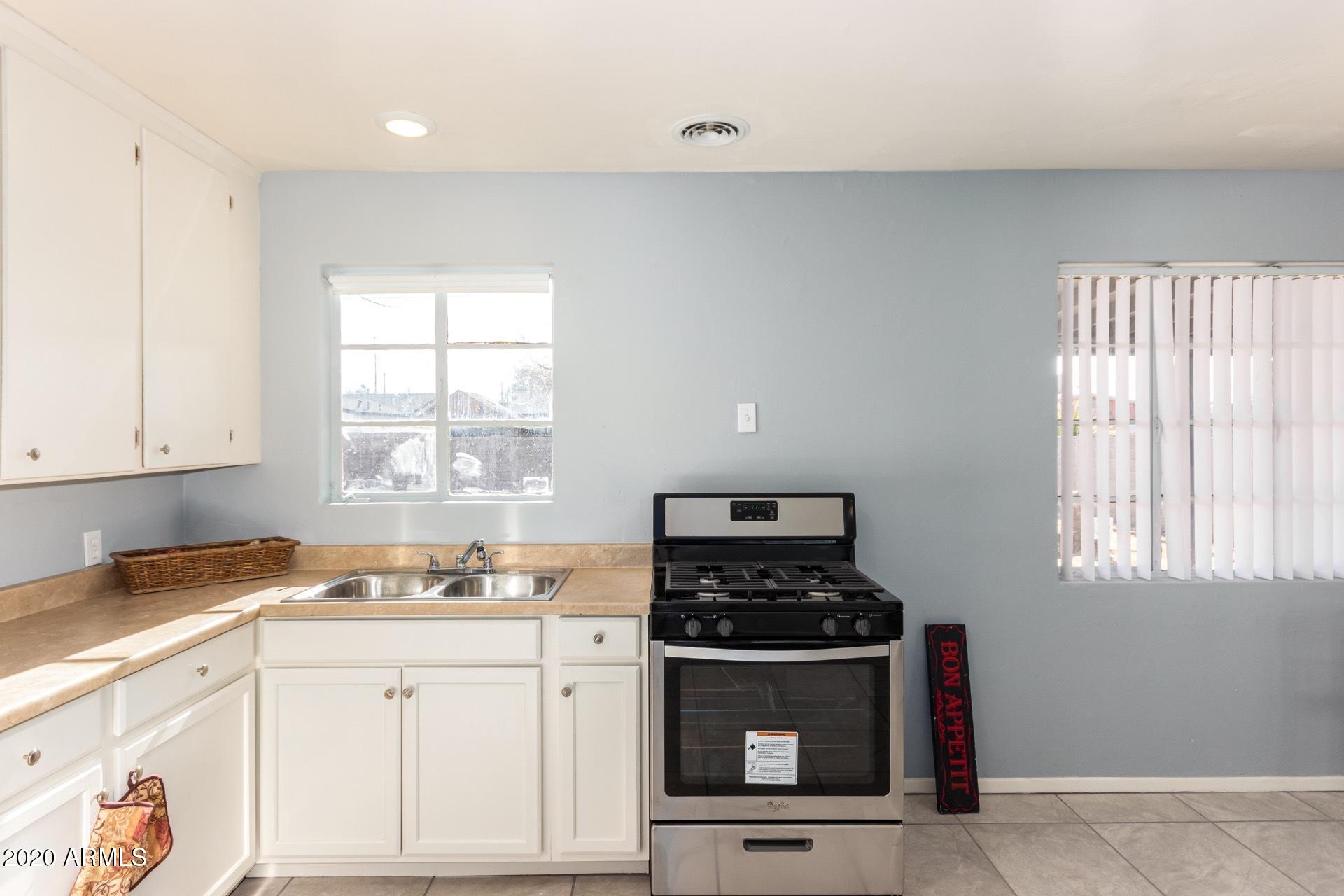 2407 West Osborn Road Phoenix, AZ 85015 - Photo 16 of 27 0016-Osborn 16