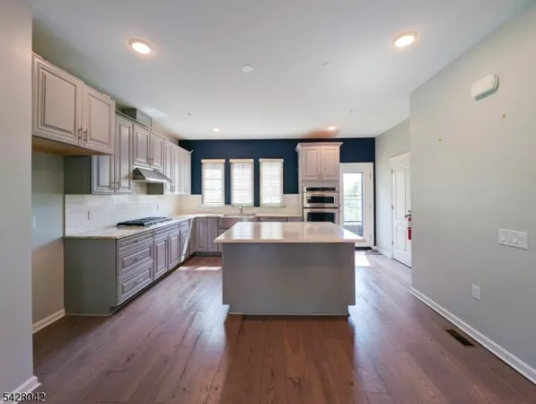 $5,100 | 33 Ambrosia Court, Livingston, NJ 07039