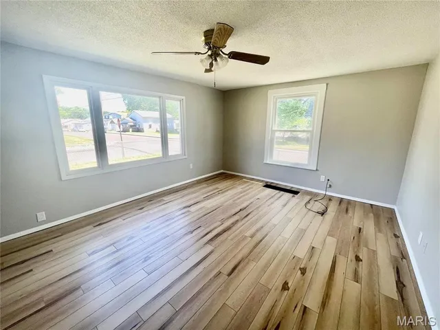 $1,025 | 501 Monroe Street, East Alton, IL 62024