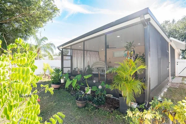 $344,900 | 6207 Kiteridge Drive, Lithia, FL 33547