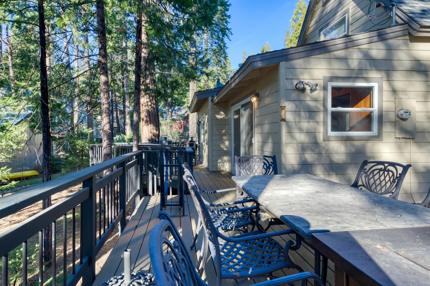 41958 North Aspen Road Shaver Lake, CA 93664 - Photo 9 of 45 a view of balcony and patio
