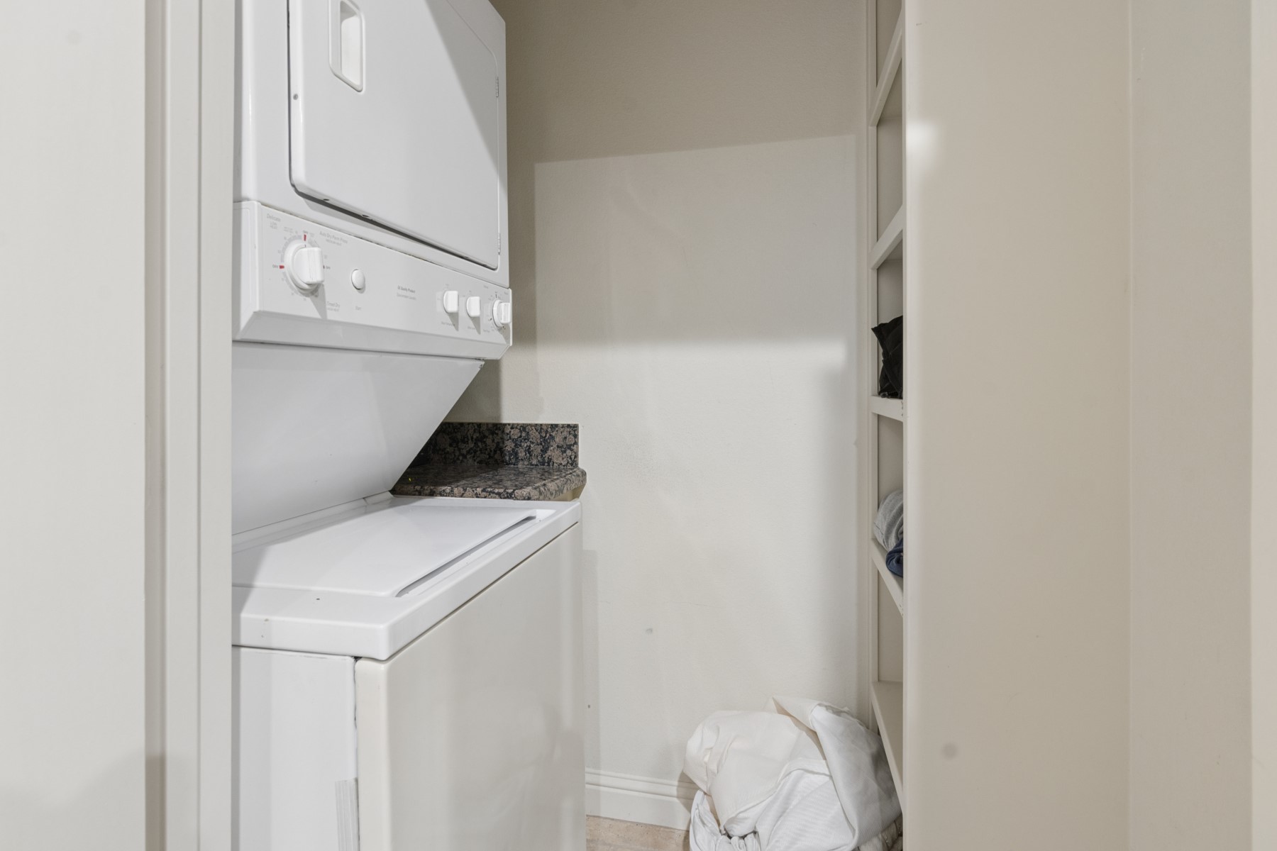 3818 Waterbend Cove Spring, TX 77386 - Photo 30 of 44 a utility room with dryer and washer