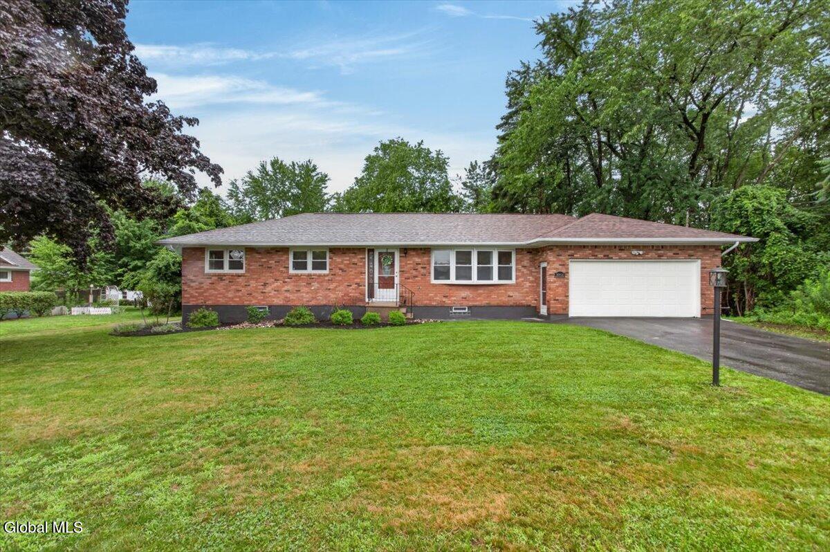 3966 Consaul Road Niskayuna, NY 12304 - Photo 2 of 56 02-002_IMG_4557