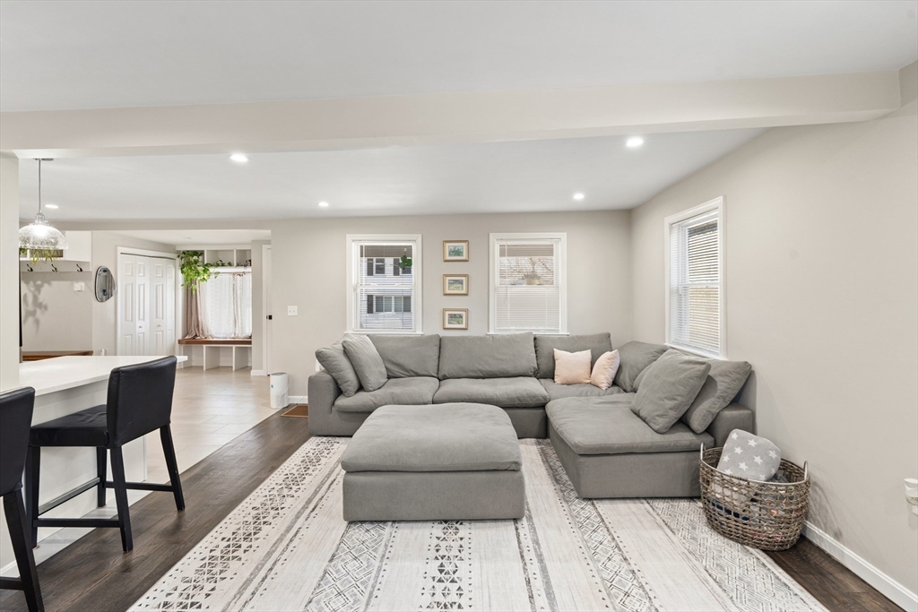 11 Appleton Terrace Everett, MA 02149 - Photo 2 of 28 Gallery Image 2