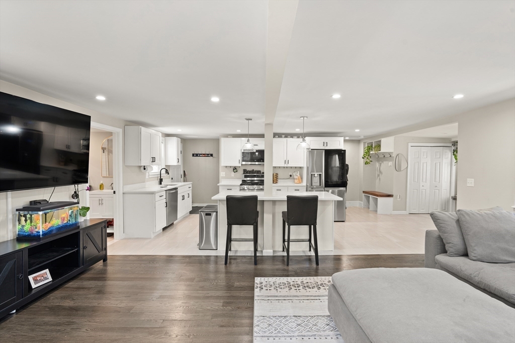 11 Appleton Terrace Everett, MA 02149 - Photo 6 of 28 Gallery Image 6