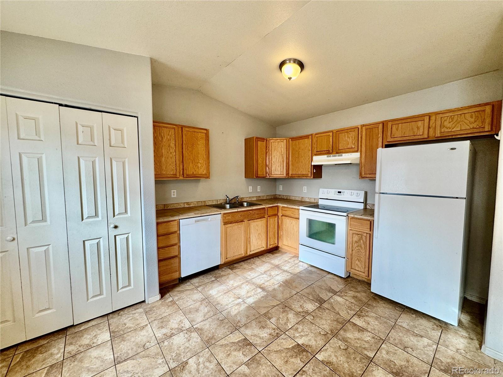 115 South Jones Avenue Rangely, CO 81648 - Photo 3 of 16