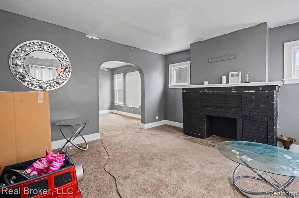 15357 Rutherford Street Detroit, MI 48227 - Photo 6 of 18 Gallery Image 6