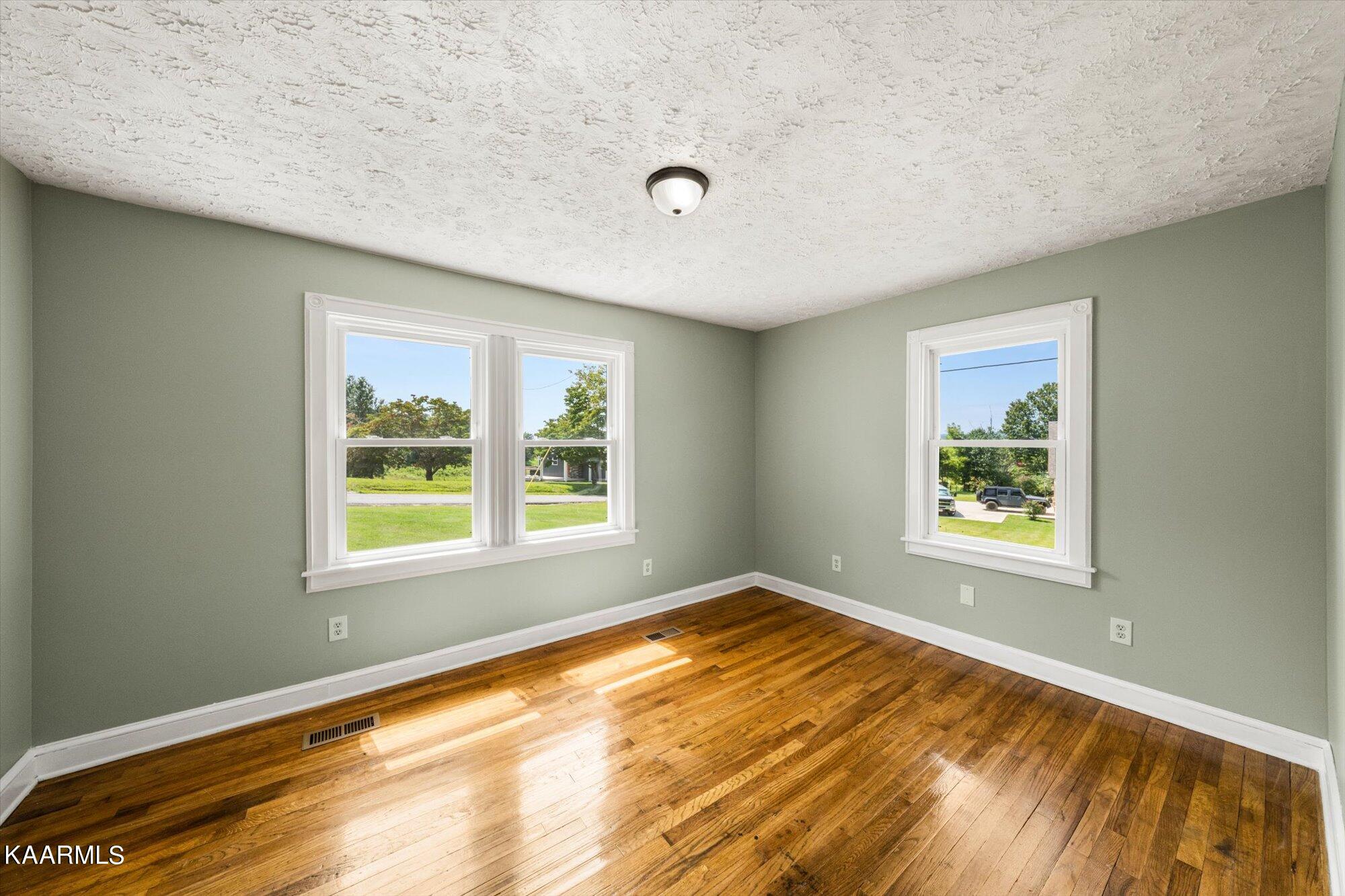 7108 Clapps Chapel Road Corryton, TN 37721 - Photo 12 of 22 12-7108-Clapps-Chapel-Rd-Corryton-TN-12