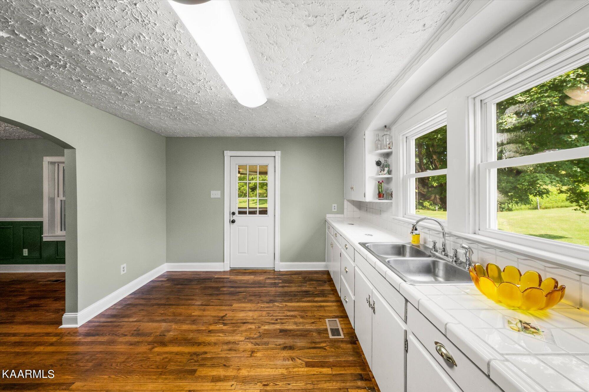 7108 Clapps Chapel Road Corryton, TN 37721 - Photo 8 of 22 08-7108-Clapps-Chapel-Rd-Corryton-TN-8