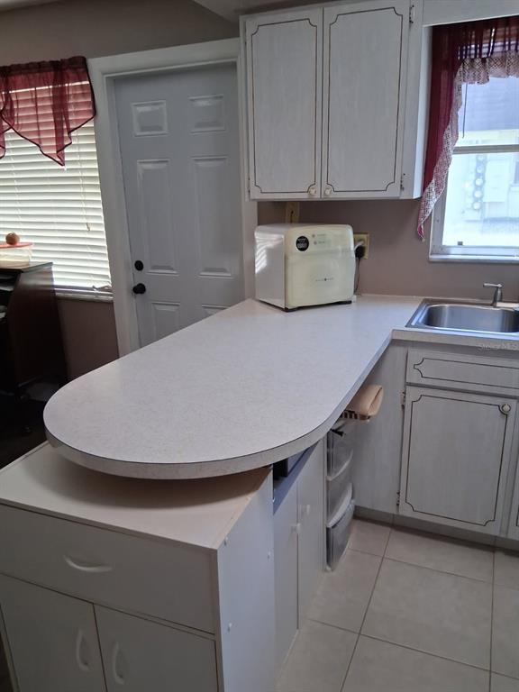 6770 Riviera Pinellas Park, FL 33781 - Photo 20 of 26