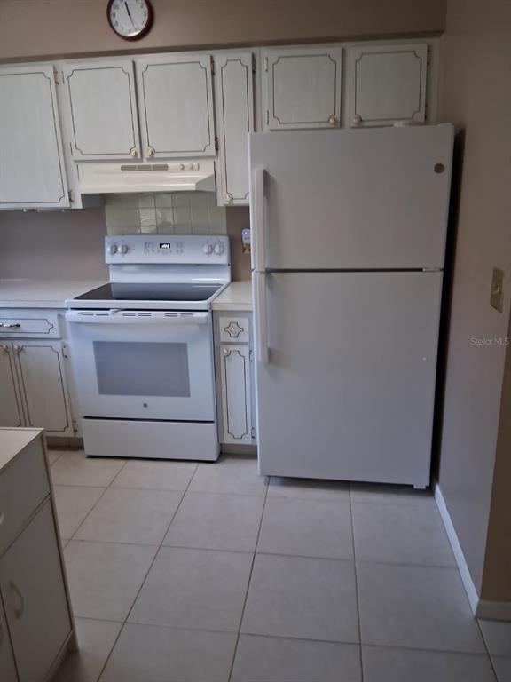 6770 Riviera Pinellas Park, FL 33781 - Photo 23 of 26