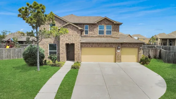 $430,000 | 2203 Laurel Pass Court, Pearland, TX 77089