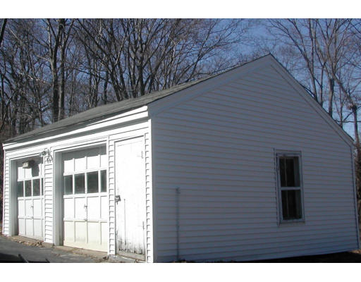18 Intervale Road Salem, MA 01970 - Photo 3 of 7 Gallery Image 3