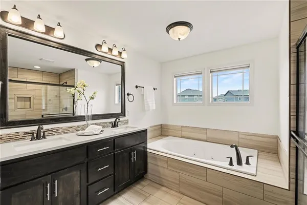 $575,000 | 4212 Southwest Stoney Brook Drive, Lee's Summit, MO 64082
