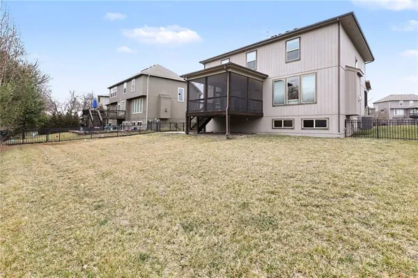 $575,000 | 4212 Southwest Stoney Brook Drive, Lee's Summit, MO 64082