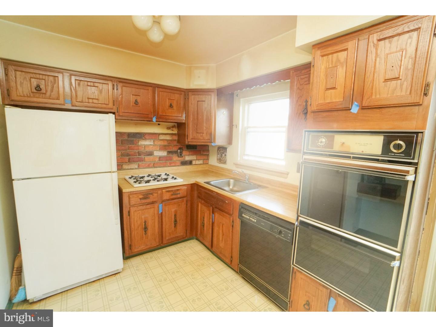 3953 Constance Road Philadelphia, PA 19114 - Photo 10 of 25 Gallery Image 10