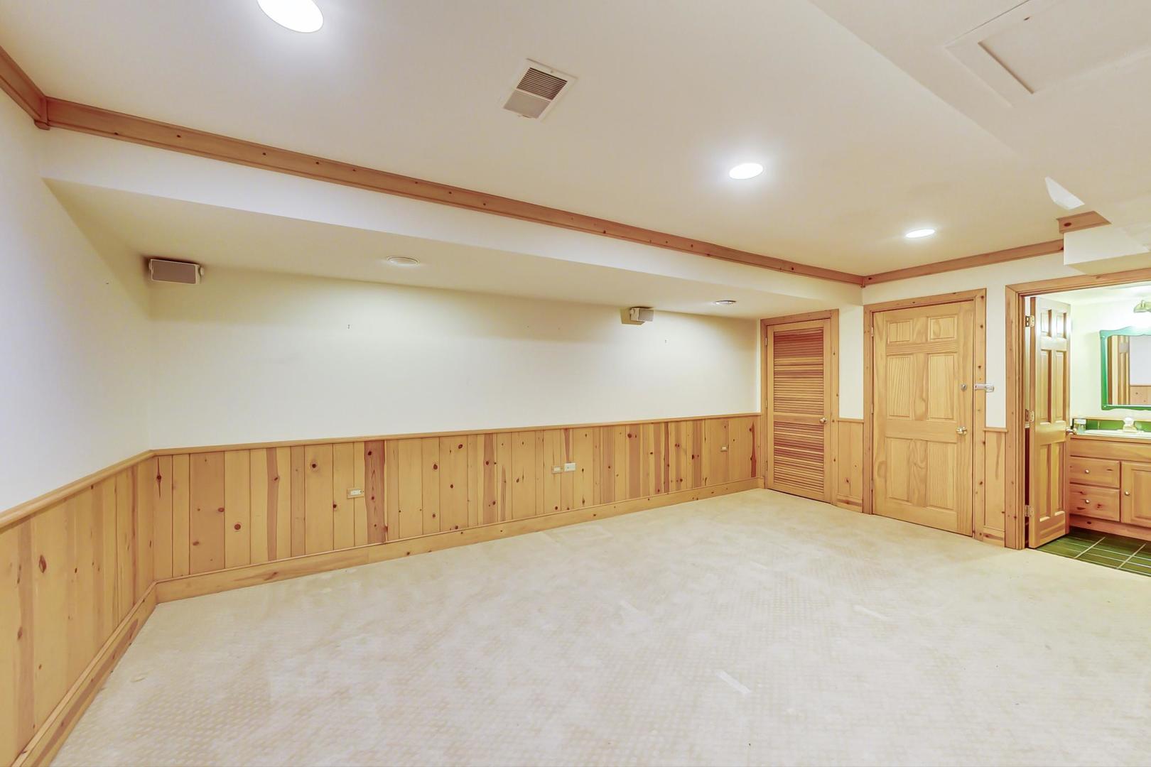 150 Firth Road Inverness, IL 60067 - Photo 70 of 83