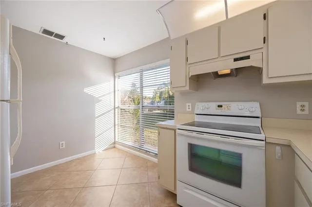 $159,900 | 10623 Arlingford Boulevard, Lehigh Acres, FL 33936