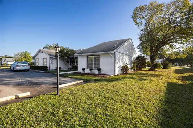$159,900 | 10623 Arlingford Boulevard, Lehigh Acres, FL 33936